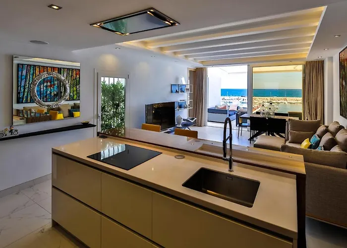 306 -luxury Selection- Puerto Banus Front Line Penthouse Apartament *