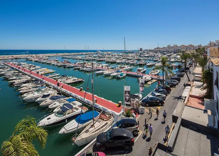 306 -luxury Selection- Puerto Banus Front Line Penthouse شقة