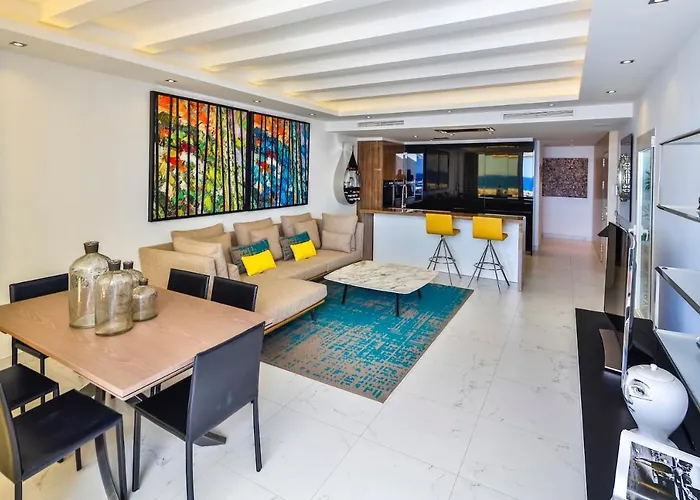 306 -luxury Selection- Puerto Banus Front Line Penthouse *