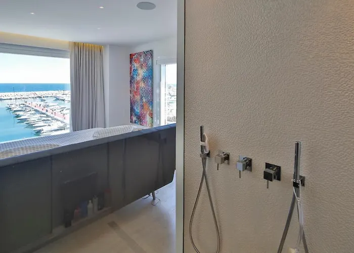 306 -luxury Selection- Puerto Banus Front Line Penthouse شقة ماربيا