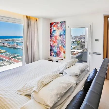 306 -luxury Selection- Puerto Banus Front Line Penthouse * 马尔韦利亚