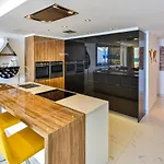 306 -luxury Selection- Puerto Banus Front Line Penthouse Appartement *