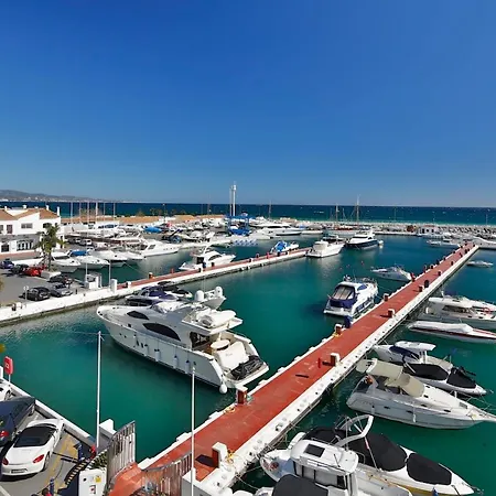 306 -luxury Selection- Puerto Banus Front Line Penthouse Appartement *