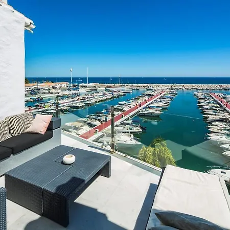306 -luxury Selection- Puerto Banus Front Line Penthouse Апартаменти *